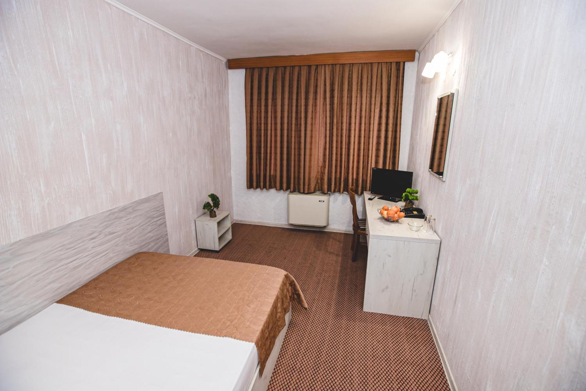 Rodopi Hotel ฮาสโกโว ภายนอก รูปภาพ