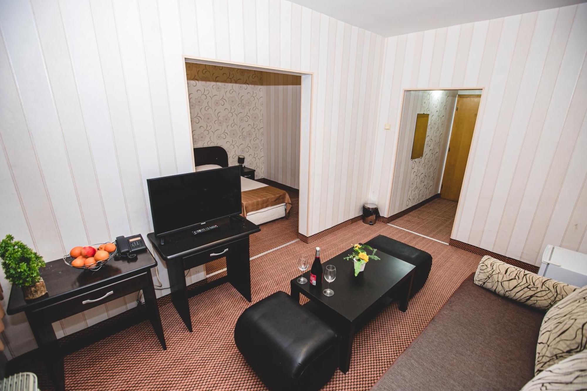 Rodopi Hotel ฮาสโกโว ภายนอก รูปภาพ