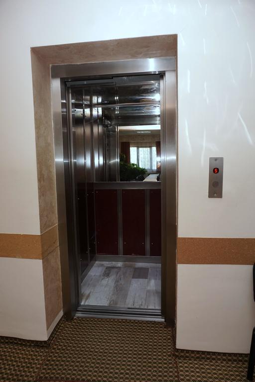 Rodopi Hotel ฮาสโกโว ภายนอก รูปภาพ