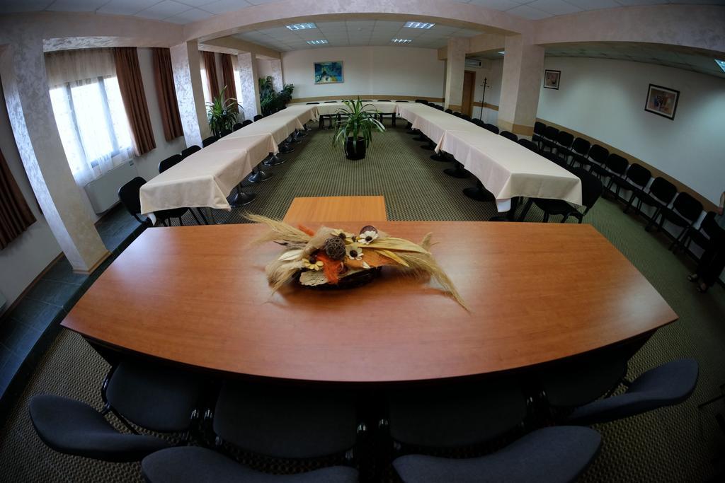 Rodopi Hotel ฮาสโกโว ภายนอก รูปภาพ