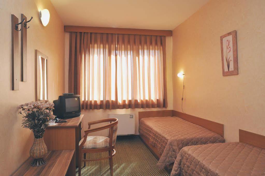 Rodopi Hotel ฮาสโกโว ภายนอก รูปภาพ